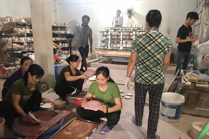 Explore Bat trang village & Ceramics factories with local guide - Small-Group Size (Max 15): Why It Feels More Personal