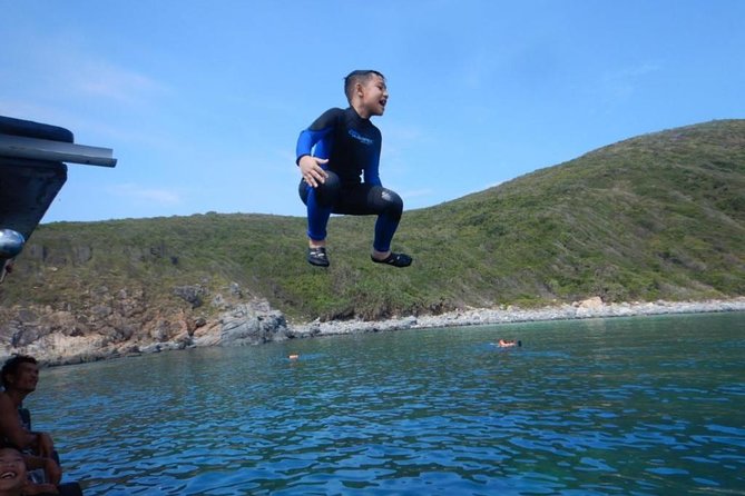 Explore Nha Trang Bay: Half-Day Snorkeling Adventure Tour - Food safety and meal expectations: keep it simple