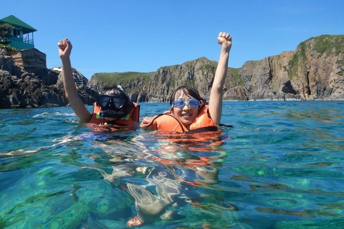 Explore Nha Trang Bay: Half-Day Snorkeling Adventure Tour - What you eat onboard: fruit buffet breakfast plus a banh mi-style lunch