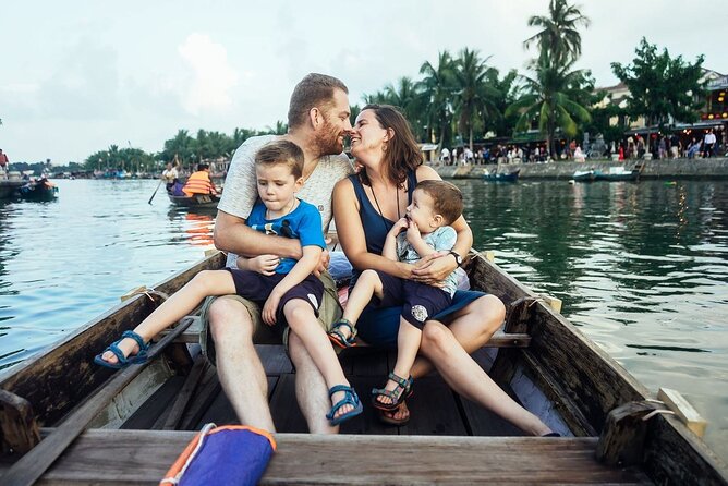 Family Photography Tour in Hoi An - Bridge Pagoda and Golden Alley: Classic Backdrops, Better Results