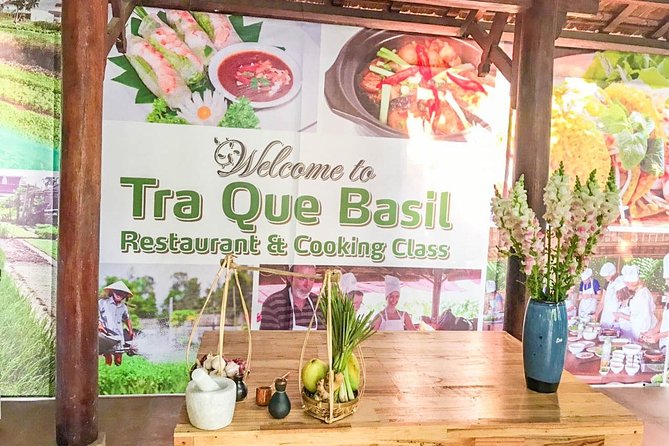 Farmer & cooking class package - Tra Que farm life to your kitchen table