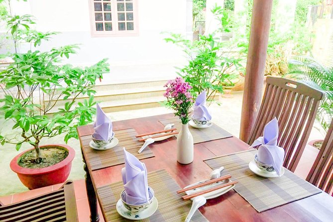 Farmer & cooking class package - Fresh prawn spring rolls: the dish everyone talks about