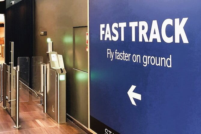 Fast Track VIP Service Tan Son Nhat Airport (Ho Chi Minh-Vietnam) - Price and value at $40.60 per person