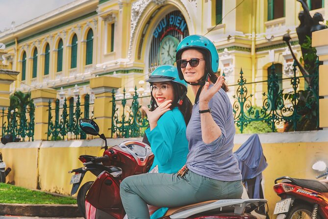 Female Rider | Street Food & Sightseeing By Motorbike - Stop 3: Chợ Lớn (Chinatown) around Phố Tàu in Quận 5