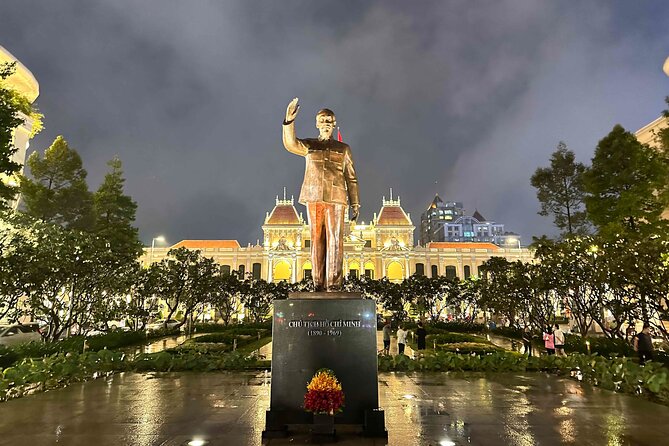 [Free E-sim] Evening Walking Tour in Saigon - Stop 3: People’s Committee Building—understand what these civic walls do