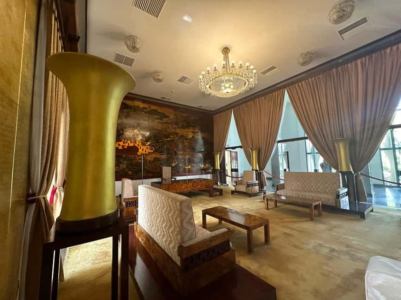 Free E-Sim War Remnants Museum & Independence Palace Tour - FAQ