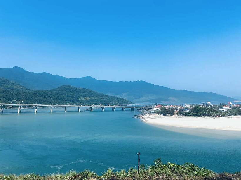 From Da Nang: Hue Imperial City Full-Day Tour - Hue Imperial City: walking the Purple Forbidden City power center
