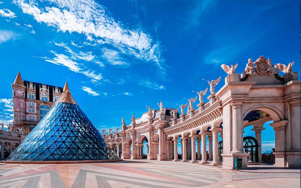 From Da Nang or Hoi An: Ba Na Hills Golden Bridge Tour - Extras and details that can affect your day