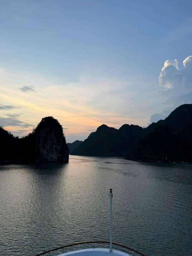 From Ha Noi: Ha Long Bay - 5star cruise 2days trip - Entering Halong Bay: Tuần Châu Start, Luxury Comfort, and a Real Schedule