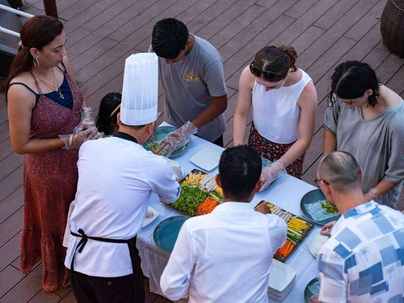From Ha Noi: Ha Long Bay - 5star cruise 2days trip - Day 2 Luon Cave by Kayak or Bamboo Boat (Your Best Bay Photo Moment)