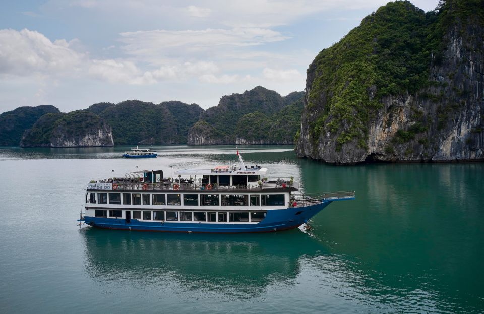 From Halong: 2 Days / 1 night with Halong - Lan Ha tour - Ong Cam Activities: Row Boats, Swimming Chance, and When to Go With the Flow