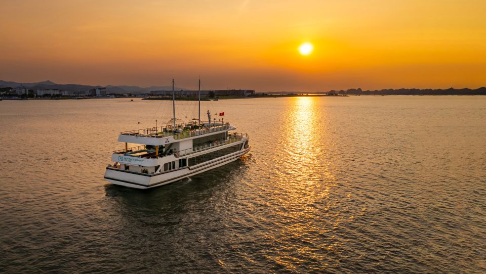 From Hanoi: 1-Day Halong 5-Star Cruise w/Jacuzzi & Limousine - Onboard Heritage Cruise: Lunch, Jacuzzi, and the Sunset Party