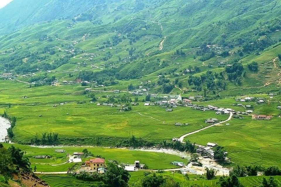 From Hanoi: 2-Day 2-Night Sapa Tour by Overnight Train - From Hanoi to Lao Cai: the overnight train part you’ll actually remember