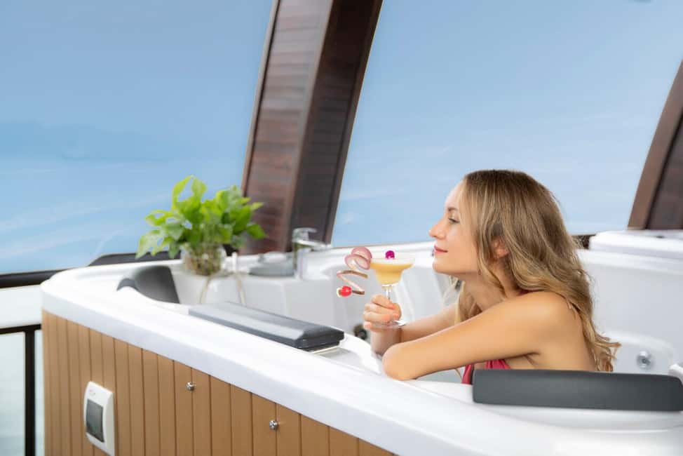 From Hanoi: 2-Day Cruise Trip with Private Balcony & Bathtub - Your junior suite/senior suite: the private balcony and bathtub payoff