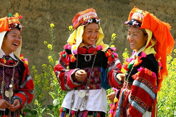 From Hanoi: 2-Day Overnight Sapa Tour by Luxury Van Limousine - Day 2 trekking: rice terraces, steep sections, and the Tả Van / Giàng Tà Chải finale