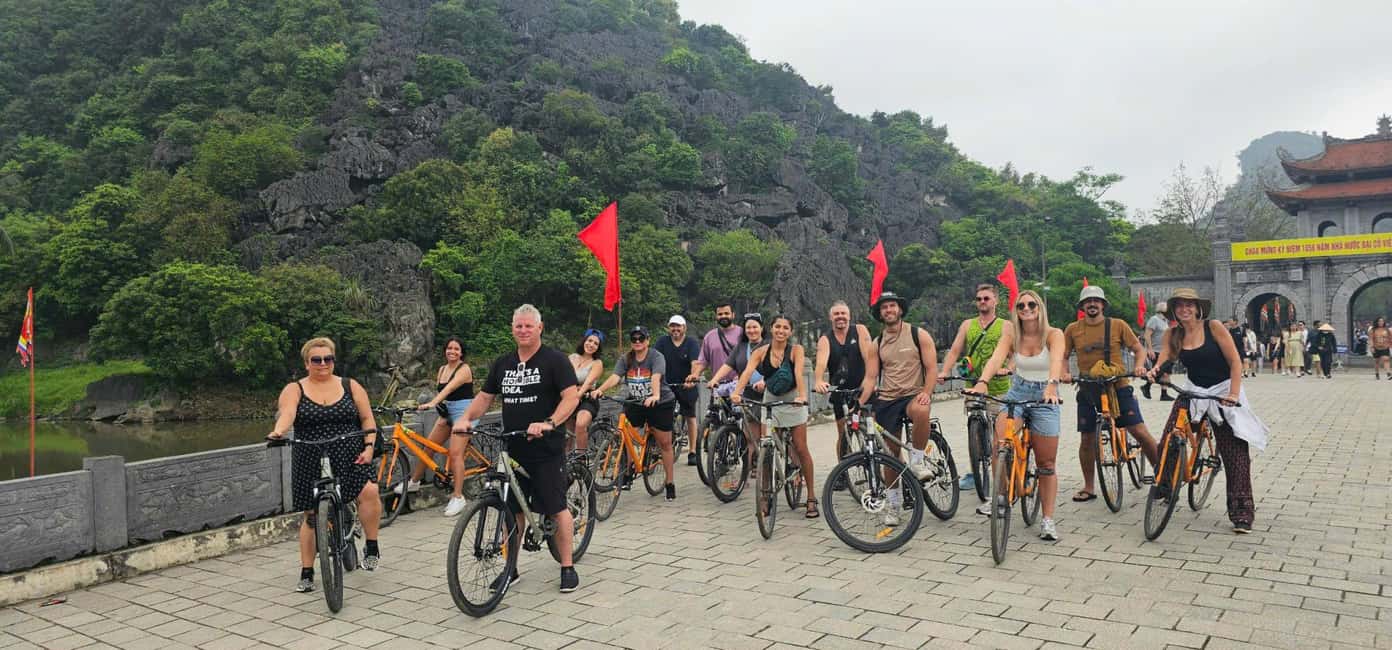 From Hanoi: 3-Day Trip to Ninh Binh with Ha Long bay Cruise - Should You Book This 3-Day Ninh Binh + Ha Long Bay Cruise?