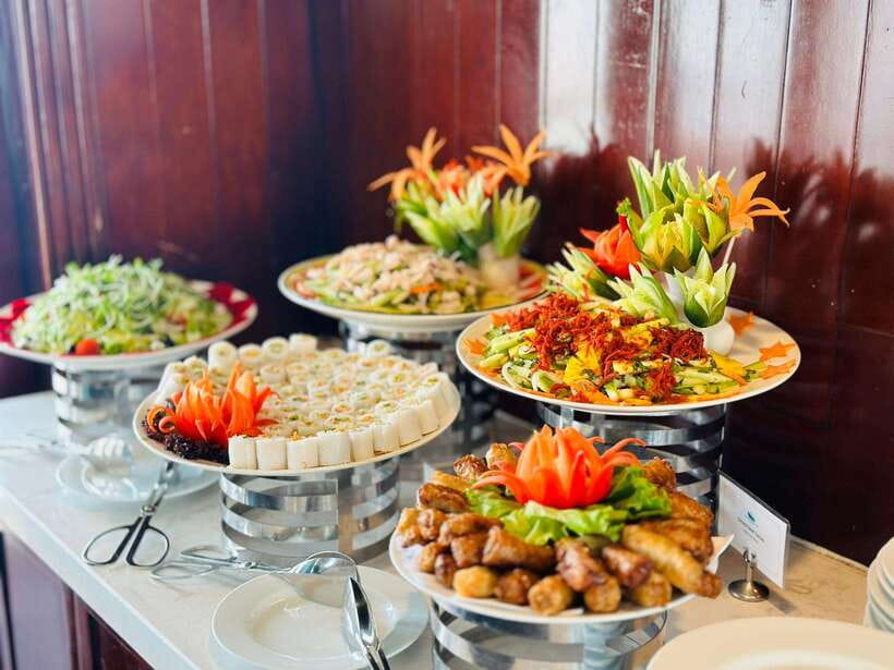 From Hanoi: 3D2N Ha Long & Lan Ha Bay by Le Journey Cruise - Day 3: Pearl Village kayaking and a smooth return to Hanoi