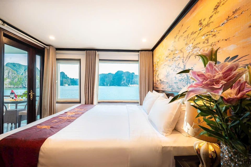 From Hanoi : 4-day Ninh Binh-Halong Bay Cruise with Balcony - Cabins, crew, and the balcony difference