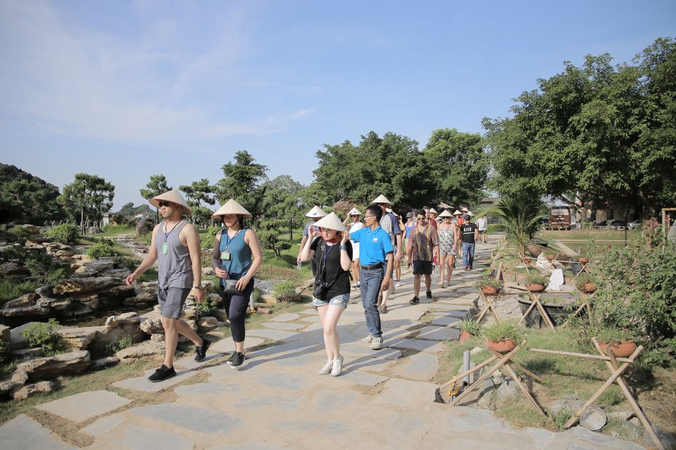 From Hanoi: Bai Dinh, Trang An, and Mua Cave Full-Day Tour - Pickup and the Drive: Leaving Hanoi at 7:30 to 8:00