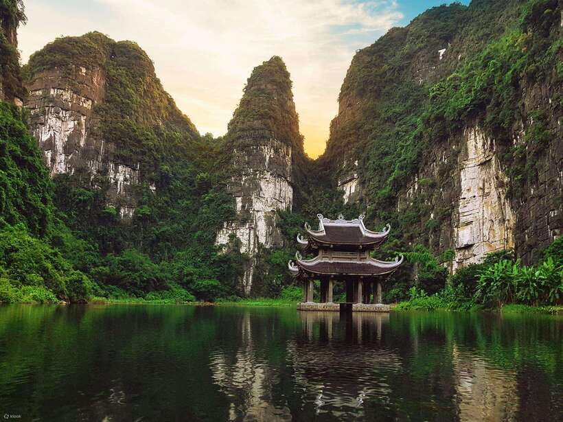 From Hanoi: Bai Dinh, Trang An Mua Cave - A Scenic Day Tour - Quick hits before you go