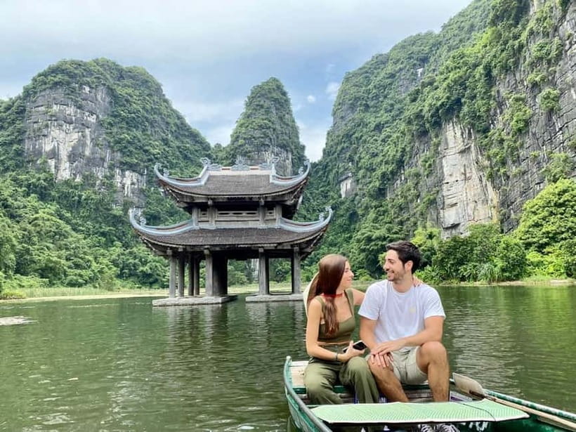 From Hanoi: Bai Dinh,Trang An and Mua Cave Trip - Bai Dinh Pagoda: huge spiritual sights, and one extra cost to expect
