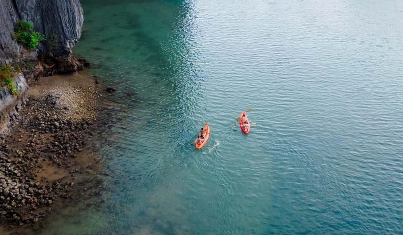 From Hanoi: Explore Ha Long Bay In Full Day - Luon Cave by kayak or bamboo: control the pace, choose your splash level