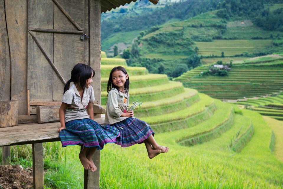 From Hanoi: Explore Sapa 2-Day Tour - Cat Cat Village: worth it if you go in with the right expectations