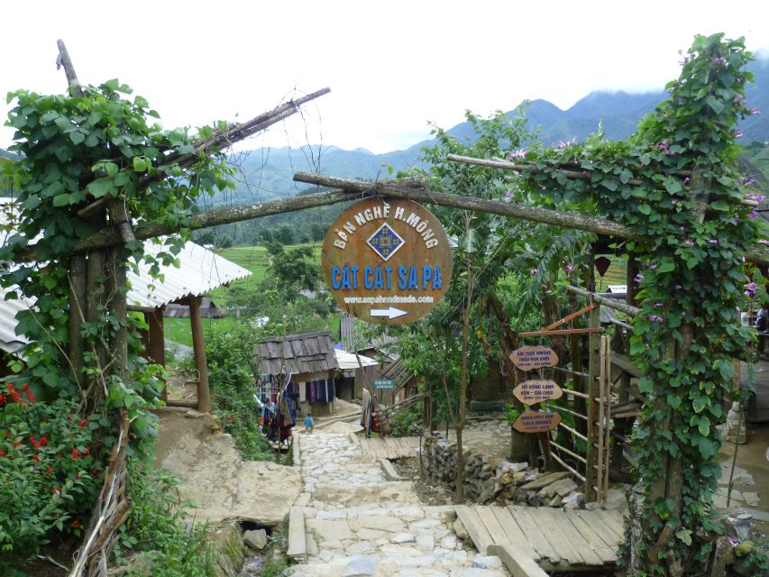 From Hanoi: Explore Sapa 2-Day Tour - Lunch, shower time, and the ride back to Hanoi