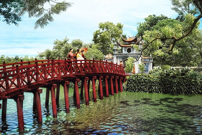 From Hanoi: Full-Day City Tour with Hoa Lo Prison |Optional Lunch - Getting Started at 7:30am: Transport and Timing You Can Count On