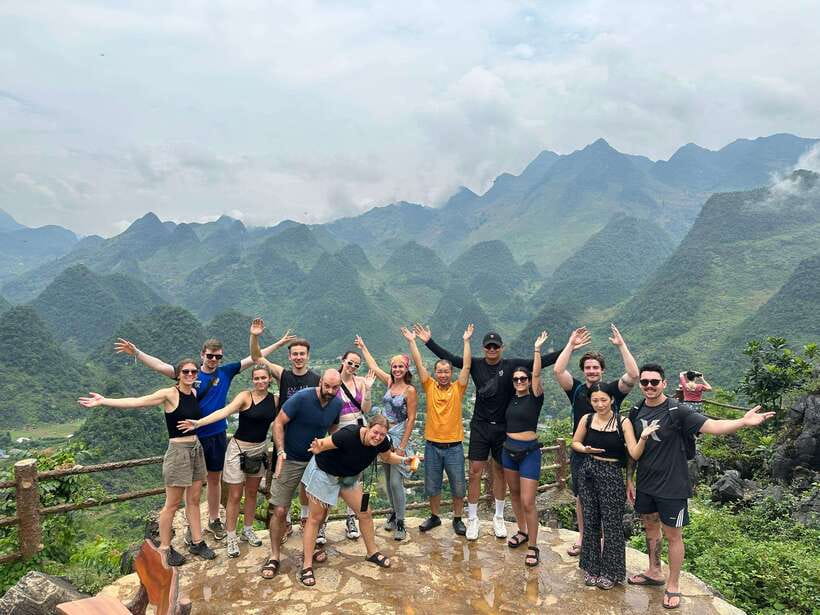 From Hanoi: Ha Giang Loop 3-Day Tour Self-Sriving/Easy Rider - Sa Phin and Dong Van at night: hill-tribe villages, Hmong King’s Palace, live music