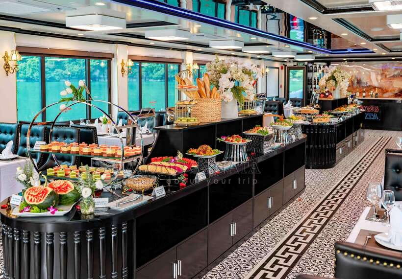 From Hanoi: Ha Long Bay Luxury Cruise with Big & Small Group - Hanoi to Tuan Chau: the bus ride and what to expect