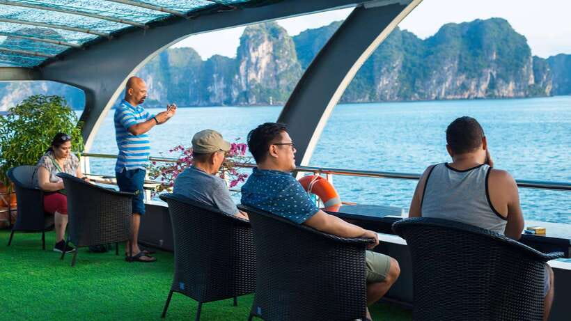 From Hanoi: Ha Long Bay Luxury Cruise with Big & Small Group - Value check: why $31 can make sense in Ha Long Bay