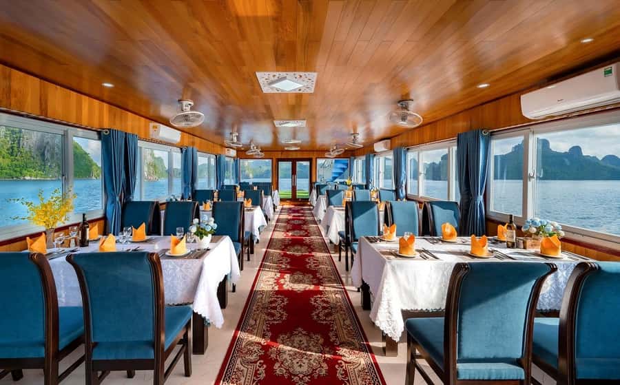 From Hanoi: Ha Long Bay Luxury Day Cruise with Food & Kayak - Titop Island: The View Walk or the Beach Reset