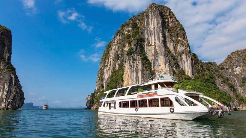From Hanoi: Ha Long Bay Save-Cost Tours - Big & Small Groups - The Hanoi to Halong Bay highway ride: long, but built for comfort