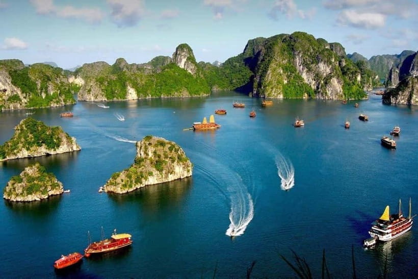 From Hanoi: Halong bay Luxury tour on 5 star cruise - What to bring (and what to wear) so the day feels easy