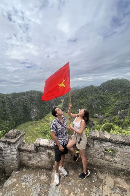 From Hanoi: Hoa Lu, Mua Cave and Tam Coc Full-Day Trip - Price and logistics: what your $45 really covers