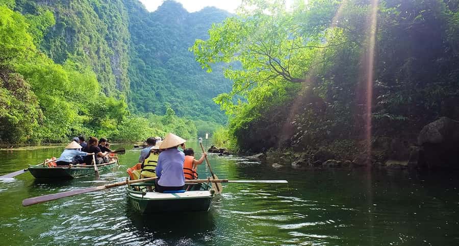 From Hanoi: Hoa Lu, Tam Coc, and Mua Cave Adventure Day Tour - The logistics that make or break your day