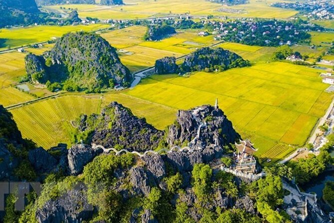 From Hanoi: Hoa Lu, Tam Coc, and Mua Cave Scenic Day Trip - Guide Experience: Mr Lợi’s Energy Is Part of the Product