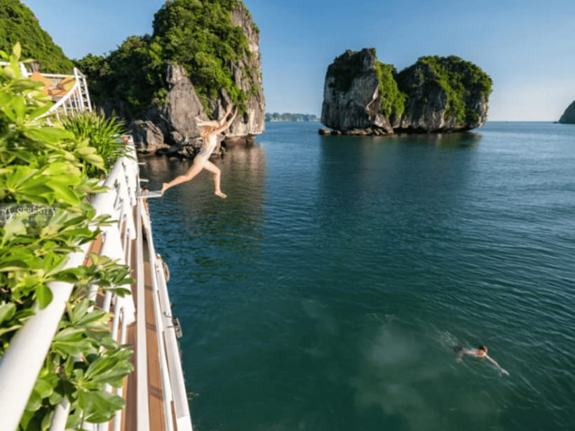 From Hanoi: Lan Ha Bay and Cat Ba Island Cruise with Lunch - A Quiet Route From Hanoi to Cat Ba and Lan Ha Bay