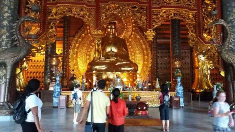 From Hanoi: Ninh Binh, Bai Dinh, Trang An and Mua Cave Trip - Bai Dinh Pagoda: Big, Bright, and Built for Photos
