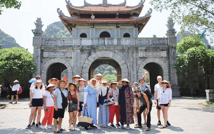 From Hanoi: Ninh Binh Boat Ride, Mua Cave Hike, Temple Visit - Comfort and pacing: Why the transfers matter more than you think
