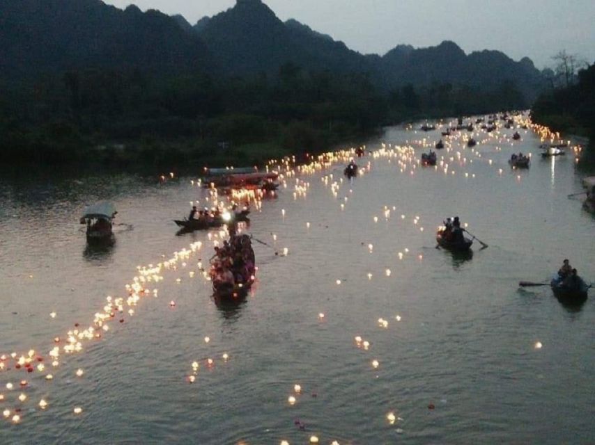 From Hanoi: Perfume Pagoda Tour and Yen Stream Boat Ride - The 2.5 km trek to Huong Tich cave: plan for effort and time