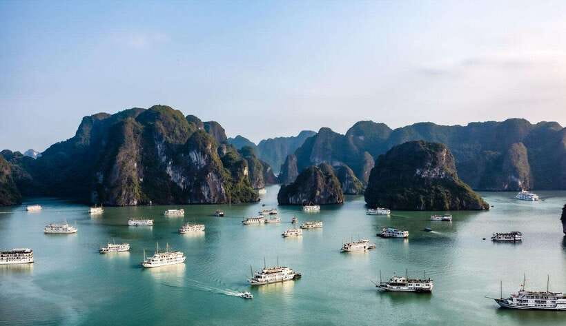 From Hanoi: Private Ha Long Bay Full-day Trip - Halong Tourist Wharf and the 4-hour Route 1 cruise: how you see the bay