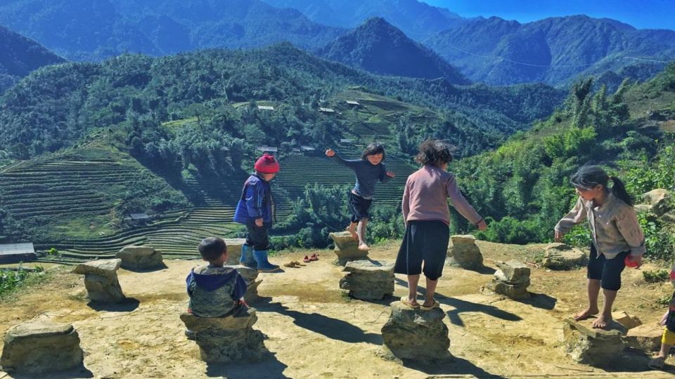 From Hanoi: Sapa 3-Day Medium Trek and Limousine Trip - Day 1: Sin Chai village trek, then Sapa at night