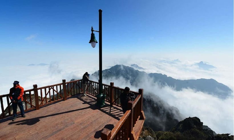 From Hanoi: Sapa Tour w Fansipan Peak 3 days 2 nights - Meeting the Right Guide: Why Chang’s Touch Matters