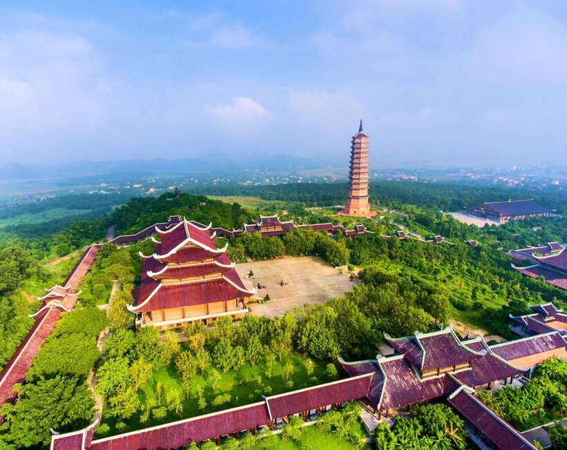 From Hanoi: Trang An Eco-tourism & Bai Dinh pagoda full day - Lunch and Small Comforts That Keep the Day Moving