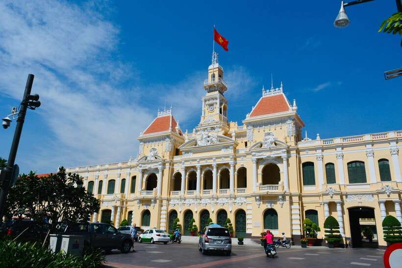 From HCM: City Highlights & Chinatown Trips – Water Bus Tour - Saigon’s main cathedral stop plus post office sightseeing rhythm