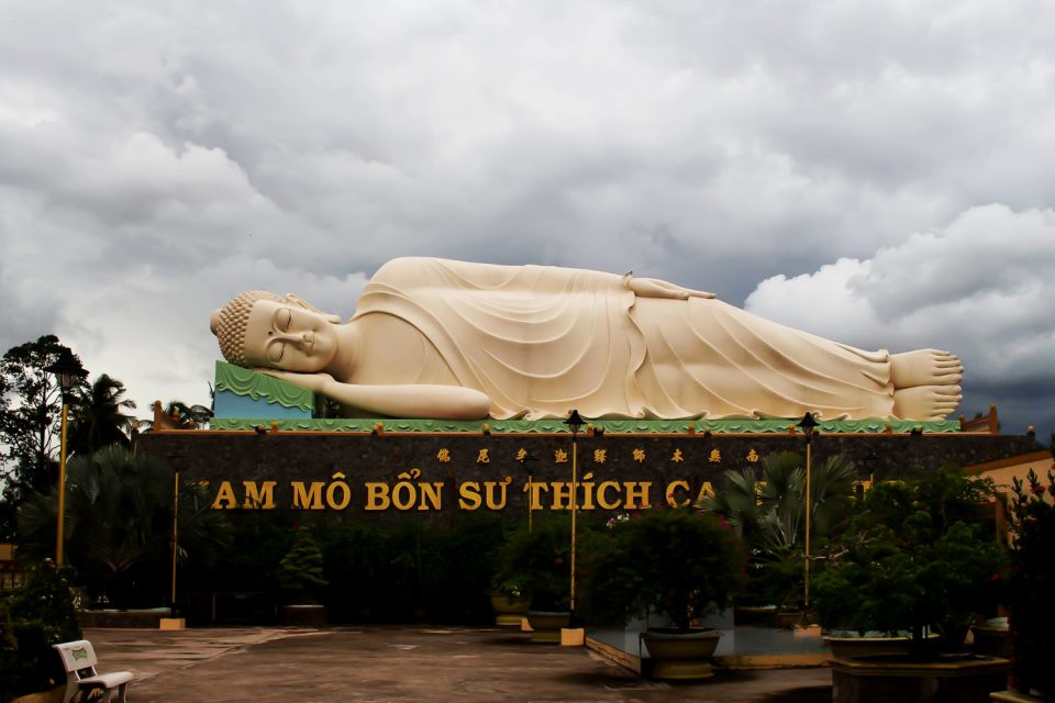 From Ho Chi Minh City: Mekong Delta Private Full-Day Tour - Lunch on Tortoise Islet: Fuel Without Breaking the Day