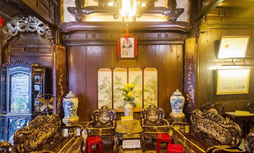 From Hoi An/Da Nang: Hoi An City Tour & Lanterns Release - Hoi An Folk Culture Museum: Daily Life, Not Just Big Monuments