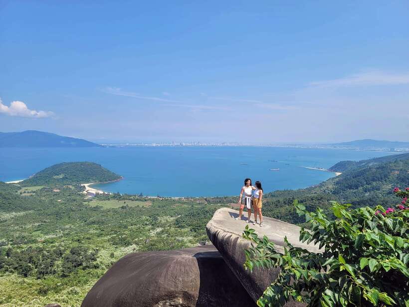 From Hoi An: Hai Van Pass Loop Tour By Easyrider - The people running your day: safety, timing, and photo help